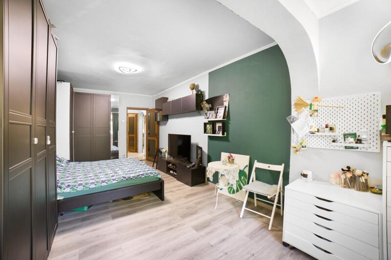 Vatra Luminoasa, decomandat, renovat, ready to move in.